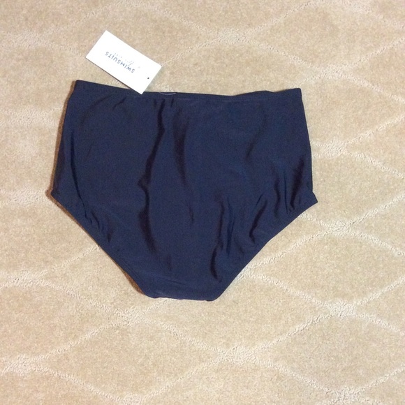 Swimsuits For All NWT Low Waist Twist Front Brief - Picture 3 of 5